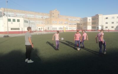 Students meet National team and Hamrun Spartans professional player.